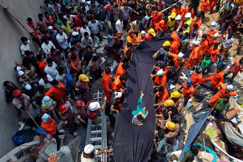 В Бангладеш обрушилось восьмиэтажное здание