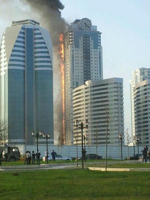 Пожар в комплексе "Грозный-Сити" потушили