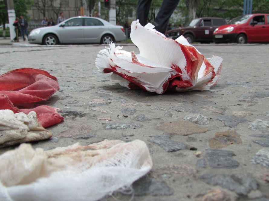 На Донбассе перевернулась переполненная маршрутка: 25 пострадавших