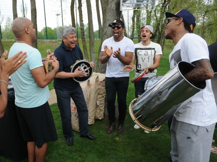"Шахтер" отпраздновал чемпионство шашлыками под песни бразильцев