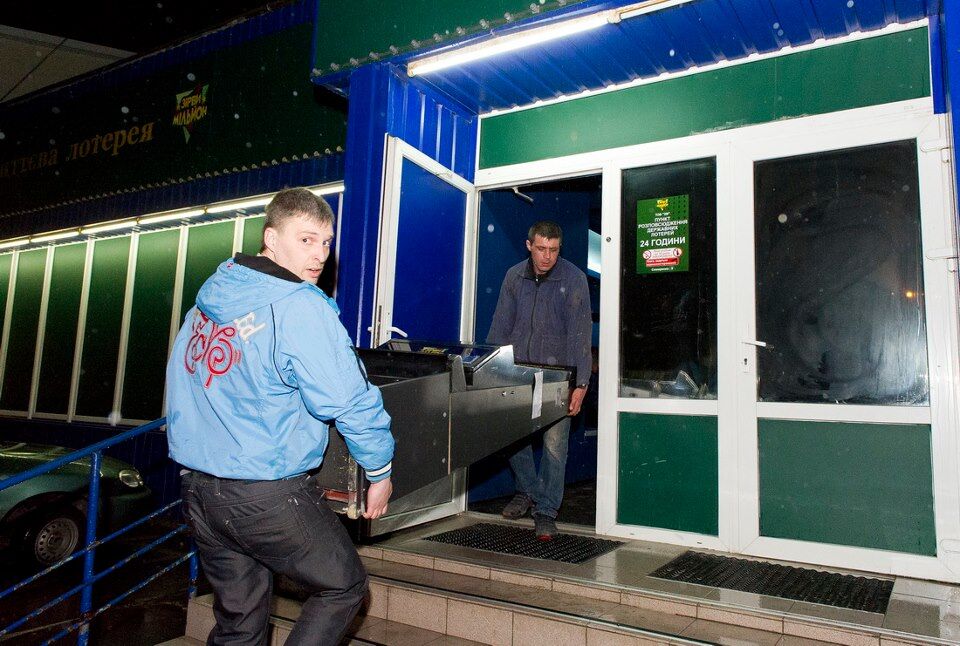 В Киеве разоблачили незаконное игорное заведение. Видео