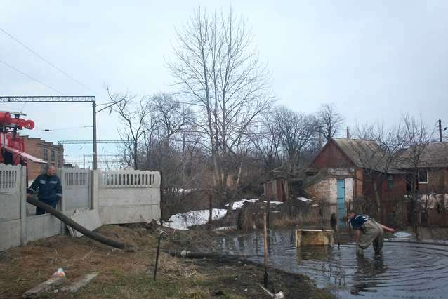 Киев и еще 84 населенных пункта остаются подтопленными
