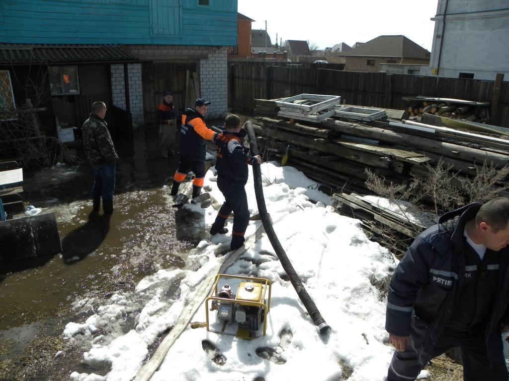 Киев и еще 84 населенных пункта остаются подтопленными