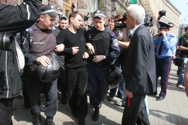 На митинге КПУ милиция задержала четырех хулиганов