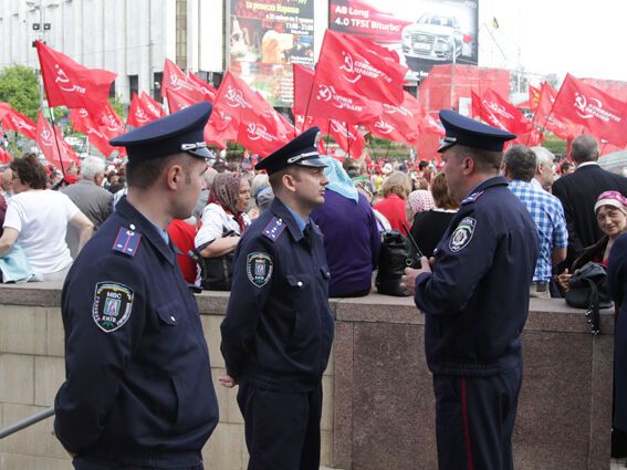 Милиция: мероприятия к 1 мая собрали более 200 тысяч человек