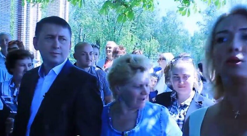 Дружина Мельниченко влаштувала скандал в Парку Слави