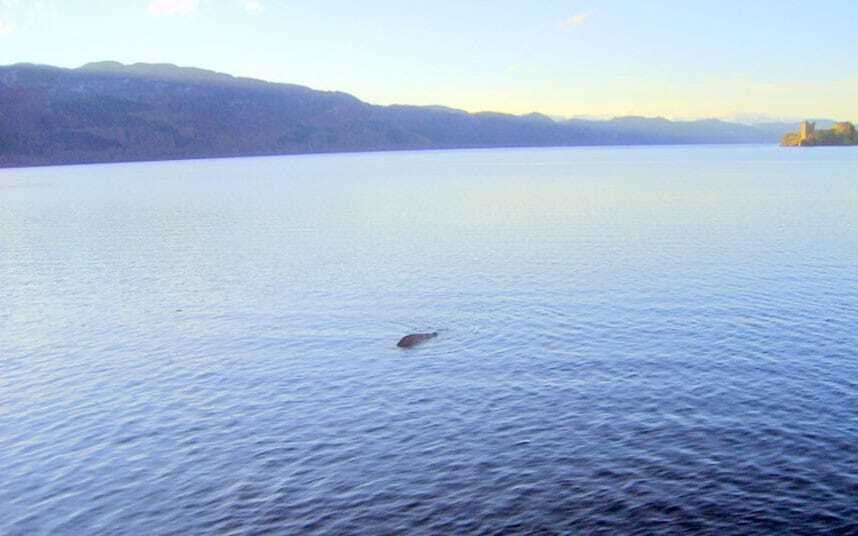Для туристов открываются экскурсии на озеро Лох-Несс