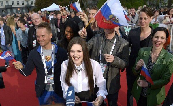 Участники Евровидения устроили дефиле на открытии конкурса