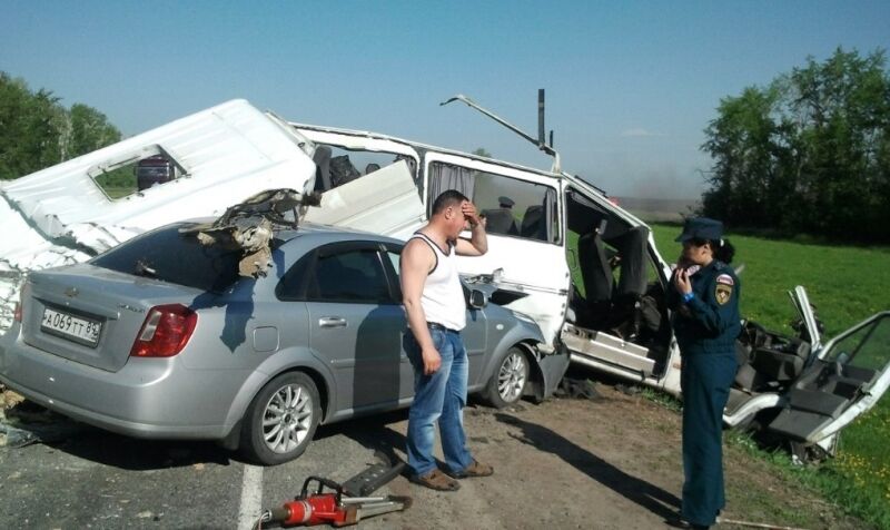 Под Пензой случилось жуткое ДТП: погибли 11 человек