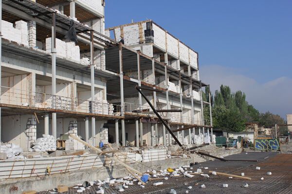 Мэр Одессы рушил 5-этажный дом