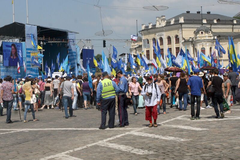 Битва митингов в Киеве: чей больше