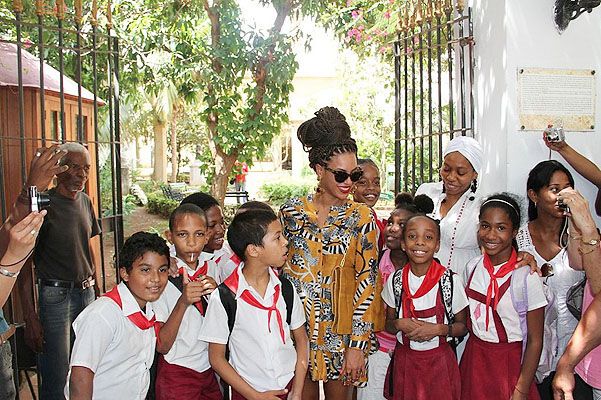 Бейонсе показала снимки из скандальной поездки