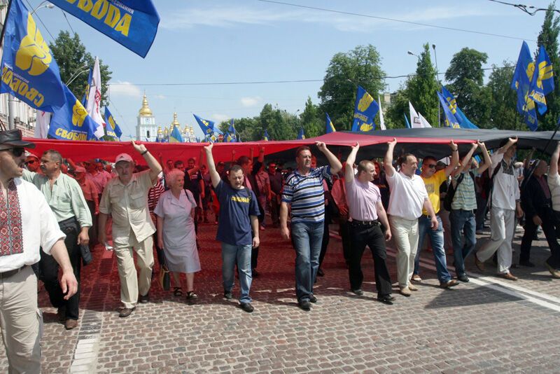 Битва митингов в Киеве: чей больше