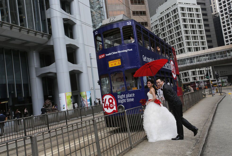 Сцени повсякденного життя в травні