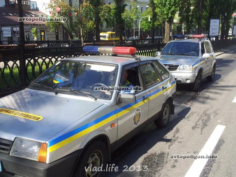 В Киеве Lanos разбил три Skoda Octavia: есть раненые