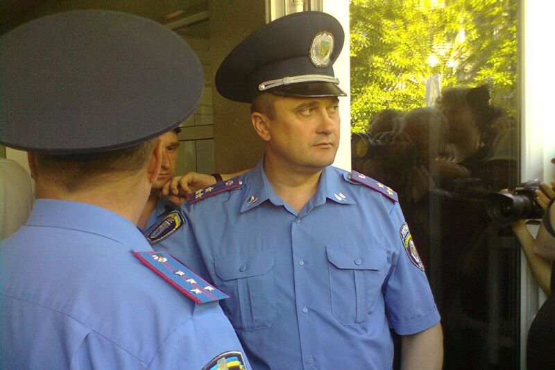 Журналісти мітингують під МВС