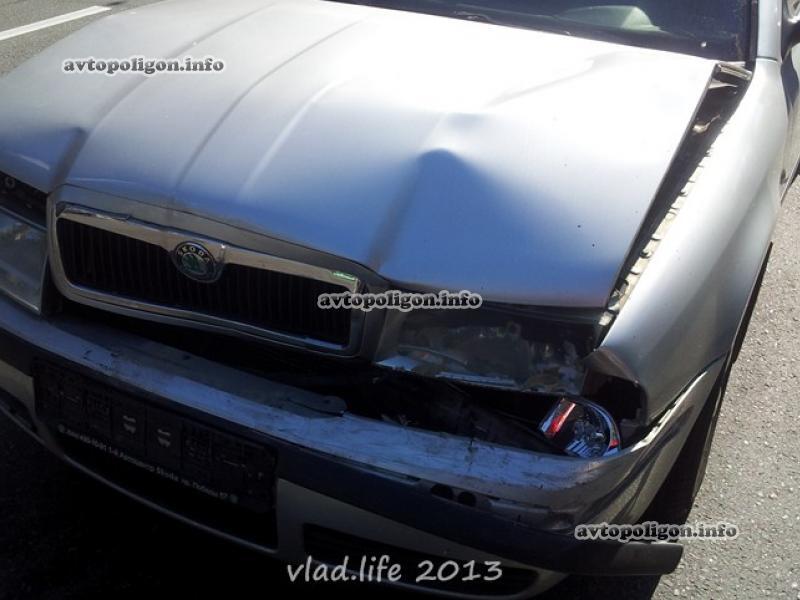 В Киеве Lanos разбил три Skoda Octavia: есть раненые