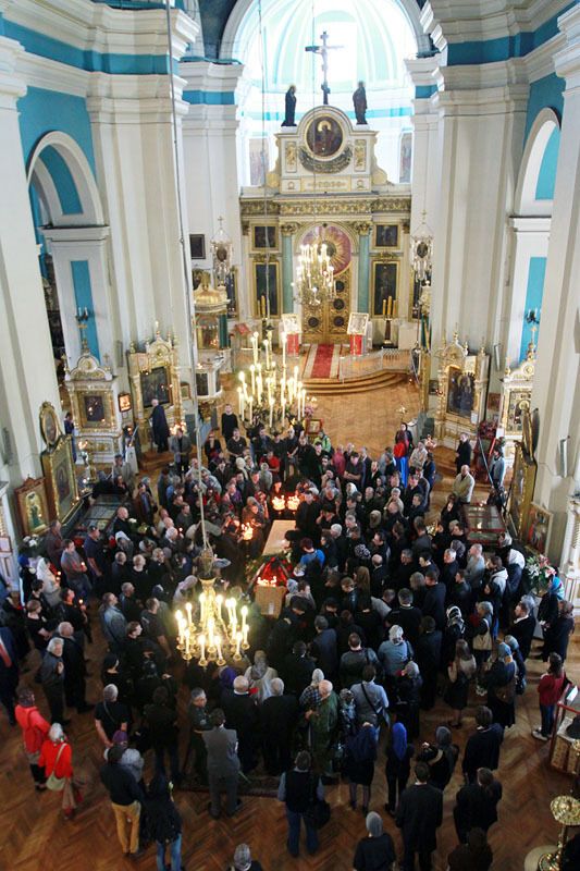 Режиссера Балабанова похоронили в Петербурге