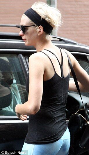 Энн Хэтэуэй притягивает детей