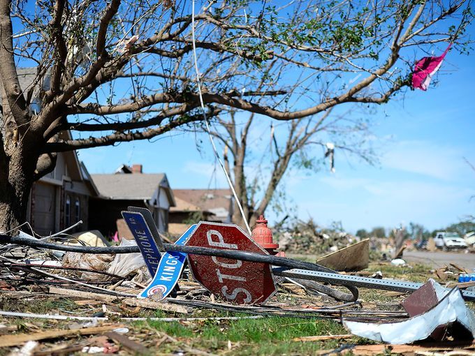 Збиток від торнадо в Оклахомі може перевищити $ 2 млрд