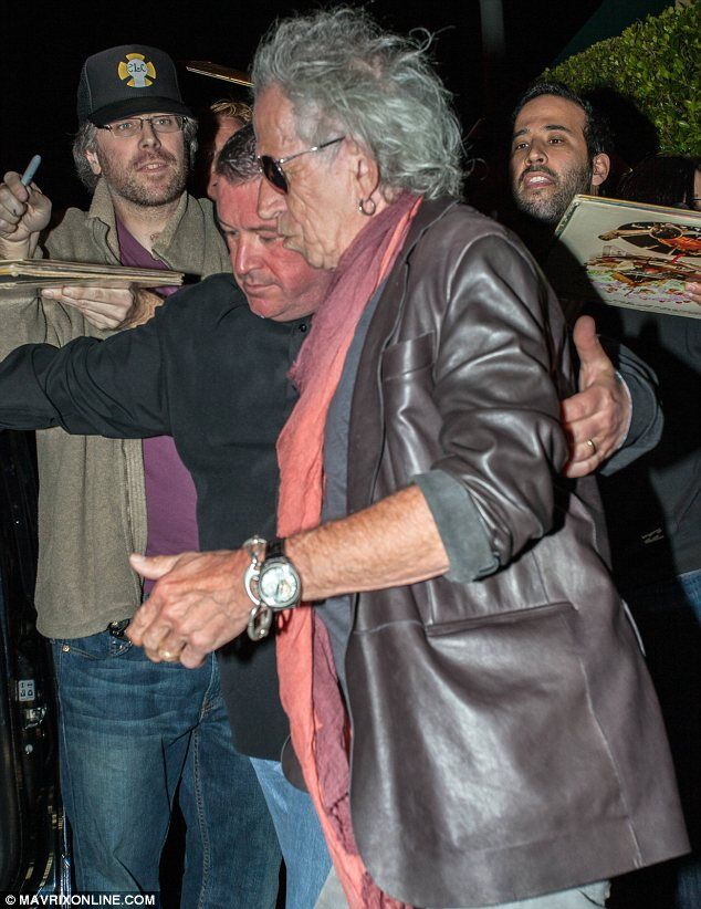 Джонни Депп познакомил Эмбер Херд с друзьями