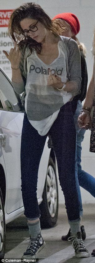 Немытая Кристен Стюарт тяжело переживает разрыв