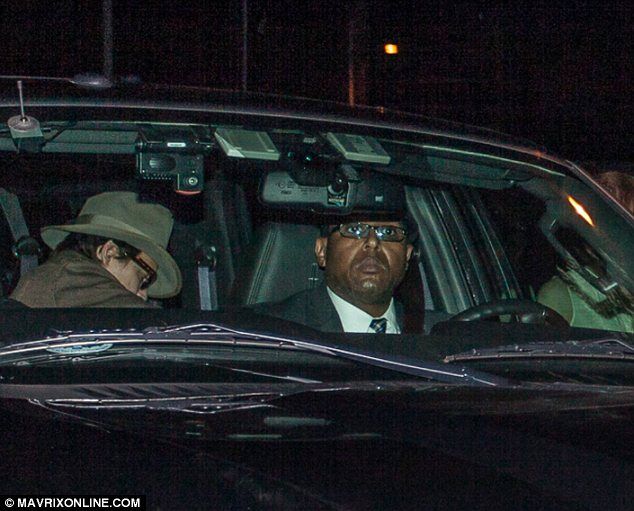 Джонни Депп познакомил Эмбер Херд с друзьями