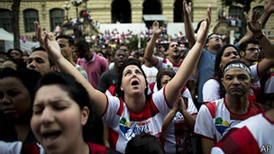 В Рио-де-Жанейро сто тысяч человек протестовали против однополых браков