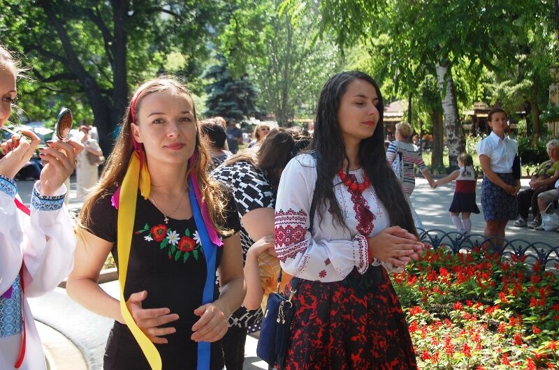 В Одессе подрались на марше вышиванок