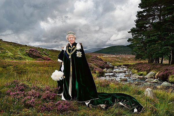 Опубликован эпичный портрет Елизаветы II