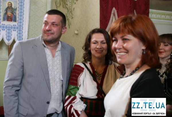 На венчание свободовца и биатлонистки пришла вся элита Западной Украины