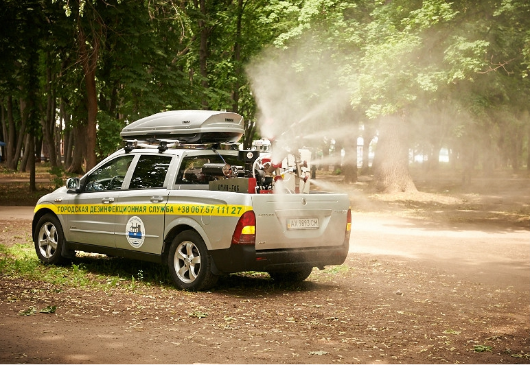 В Харькове спецавтомобиль будет уничтожать комаров и клещей