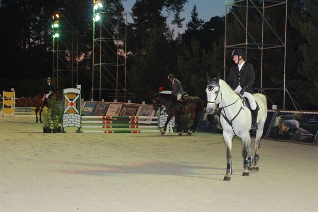 Под Киевом состоялось грандиозное ночное спортивное шоу