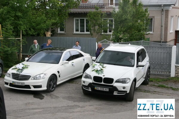 На венчание свободовца и биатлонистки пришла вся элита Западной Украины