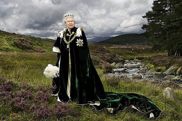 Опубликован эпичный портрет Елизаветы II