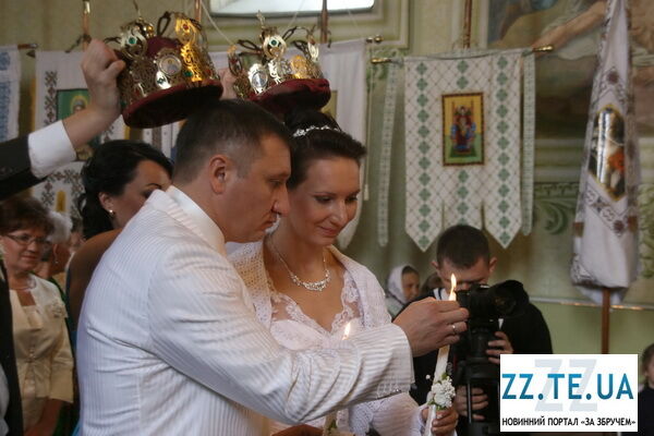 На венчание свободовца и биатлонистки пришла вся элита Западной Украины