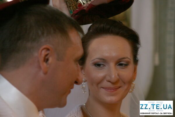 На венчание свободовца и биатлонистки пришла вся элита Западной Украины