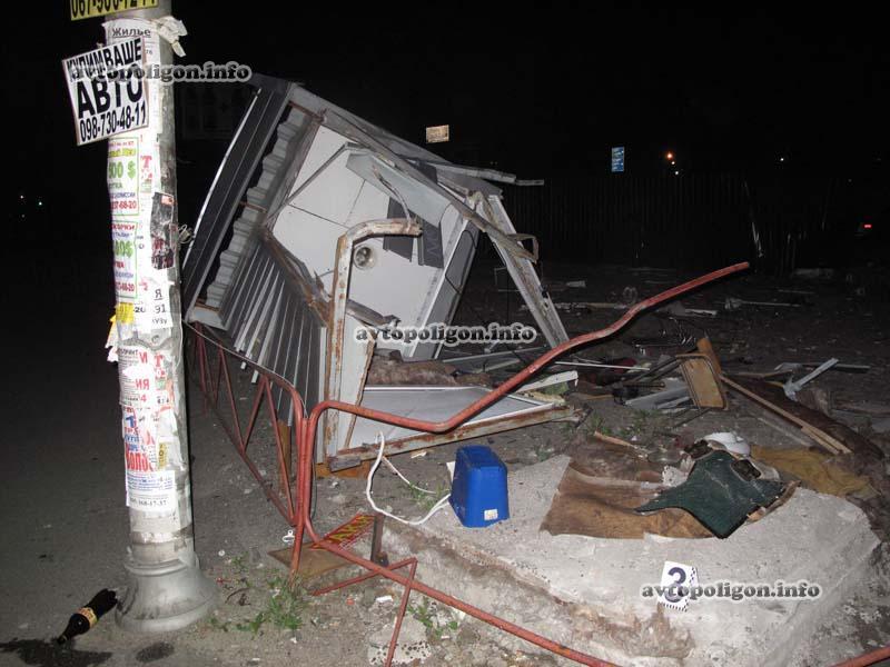 Смертельное ДТП на Позняках: пьяный сбил студента