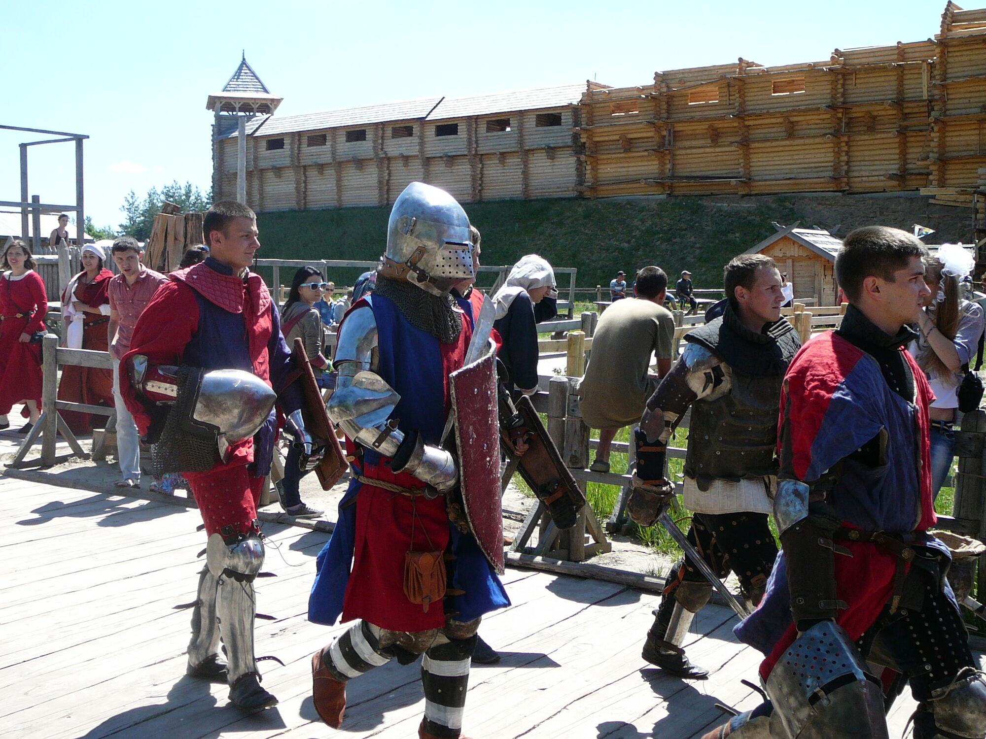 Рыцари в "Киевской Руси" сошлись в "стенке на стенку": у зрителей аж дух захватывало