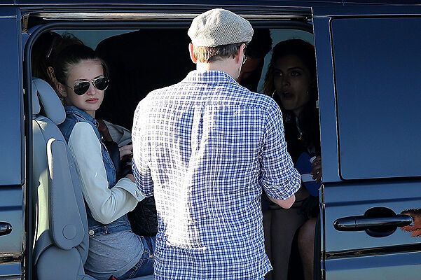 ДиКаприо закрутил роман с моделью Calvin Klein