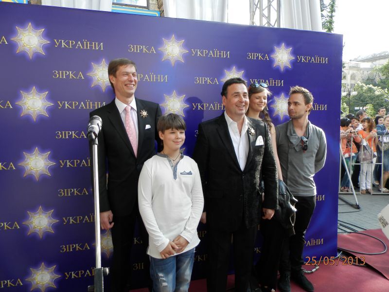 Новохатько і Попов відкрили зірку Авдієвського. Фото. Відео