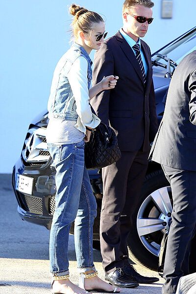 ДиКаприо закрутил роман с моделью Calvin Klein