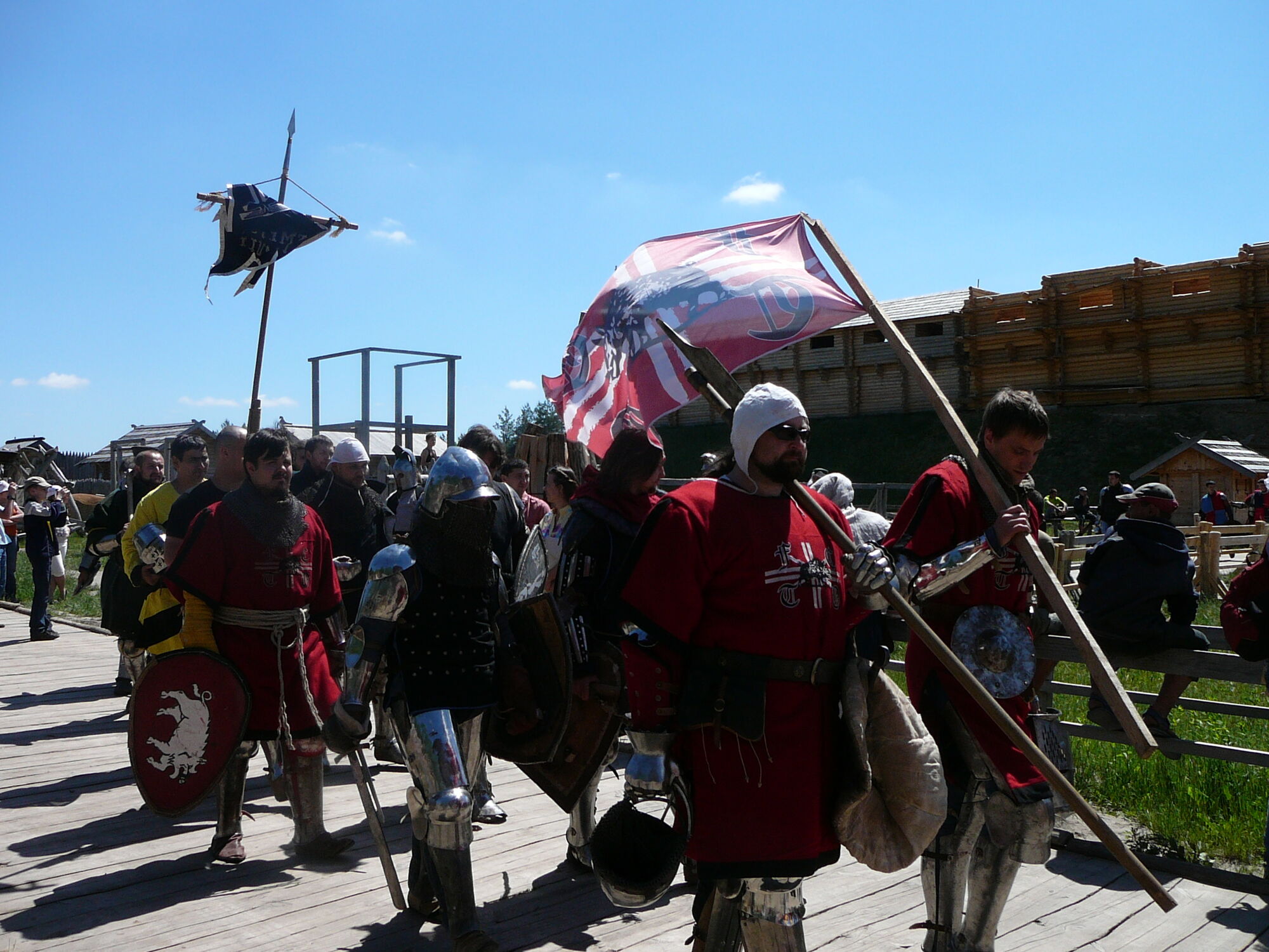 Рыцари в "Киевской Руси" сошлись в "стенке на стенку": у зрителей аж дух захватывало