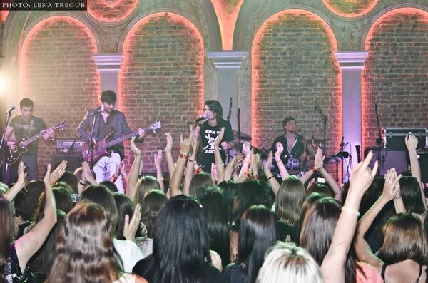 Алексей Смирнов и AMANO взорвали Киев