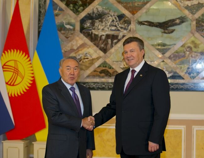 Визит Виктора Януковича в Казахстан