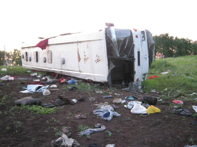 В России перевернулся автобус с 50 пассажирами