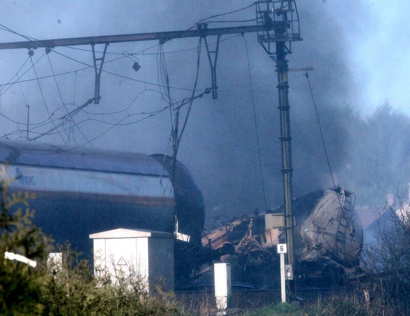 Авария поезда в Бельгии: двое погибших, 14 раненых