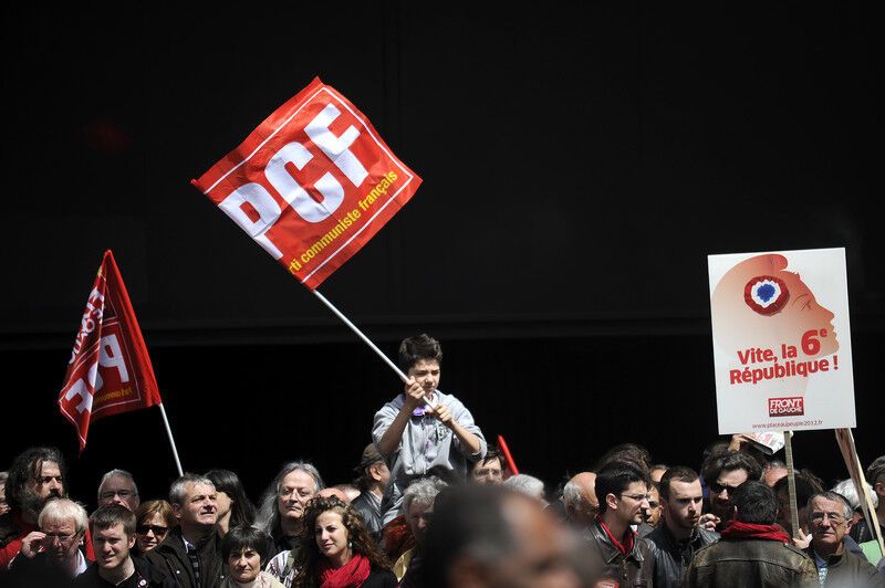 Десятки тисяч французів протестують проти Олланда
