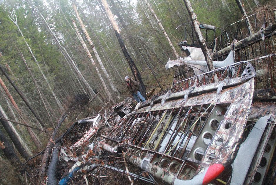 На месте крушения Ан-2 на Урале найдены все 13 погибших