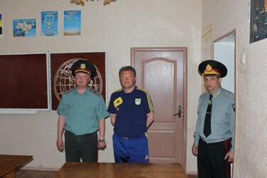 Главный тренер ФК "Металлист" побывал в колонии